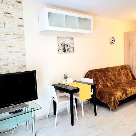 Cracow Novum Apartment Downtown 4 Persons Krasków Exterior foto